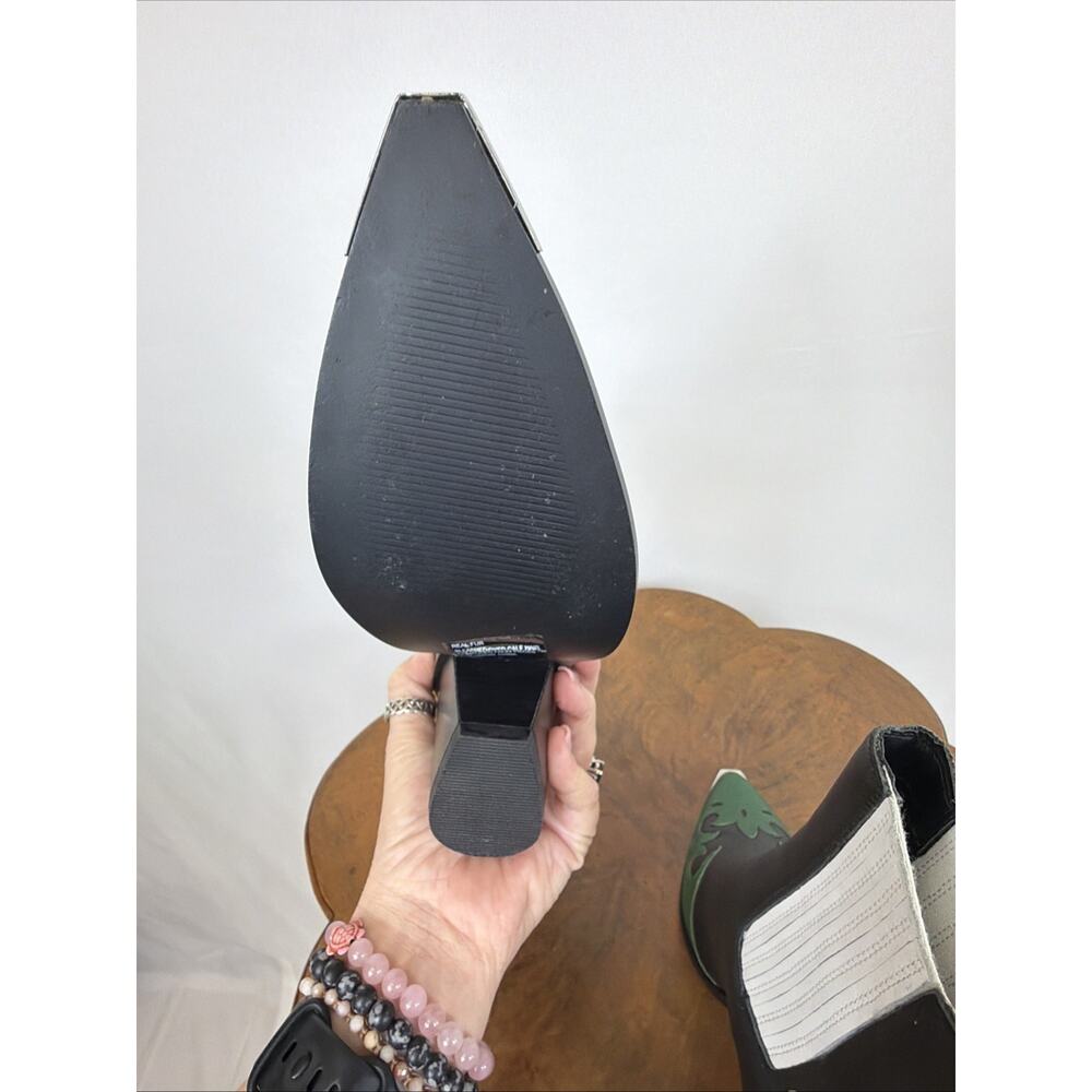 Steve Madden Multicolor Pointed Toe Stacked Heel Western Boot Size 6.5 Booties - Picture 8 of 8